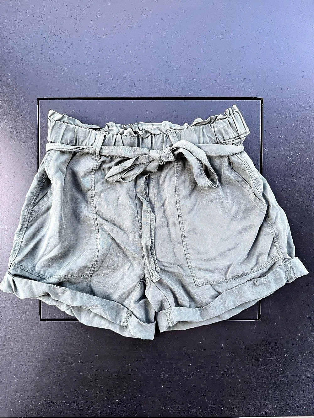 Aerie High Waist Green Paper Bag Shorts XXS